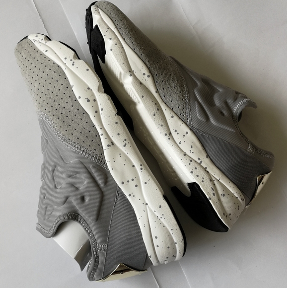 Reebok Classic Furylite Slip On sneakers - Picture 7 of 10